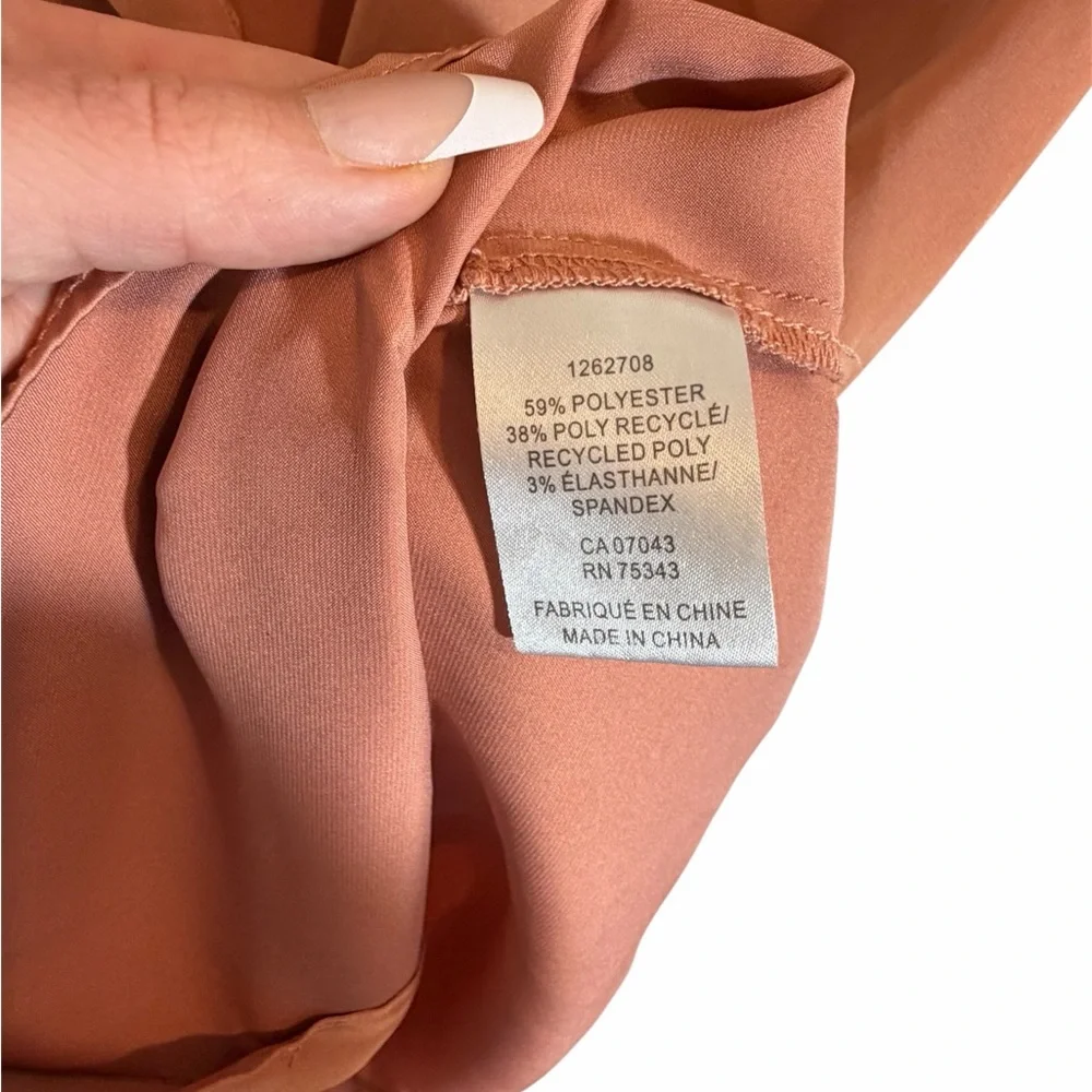 RACHEL Rachel Roy Sleeveless Button-Front Blouse in Dusty Rose - Picture 8 of 9